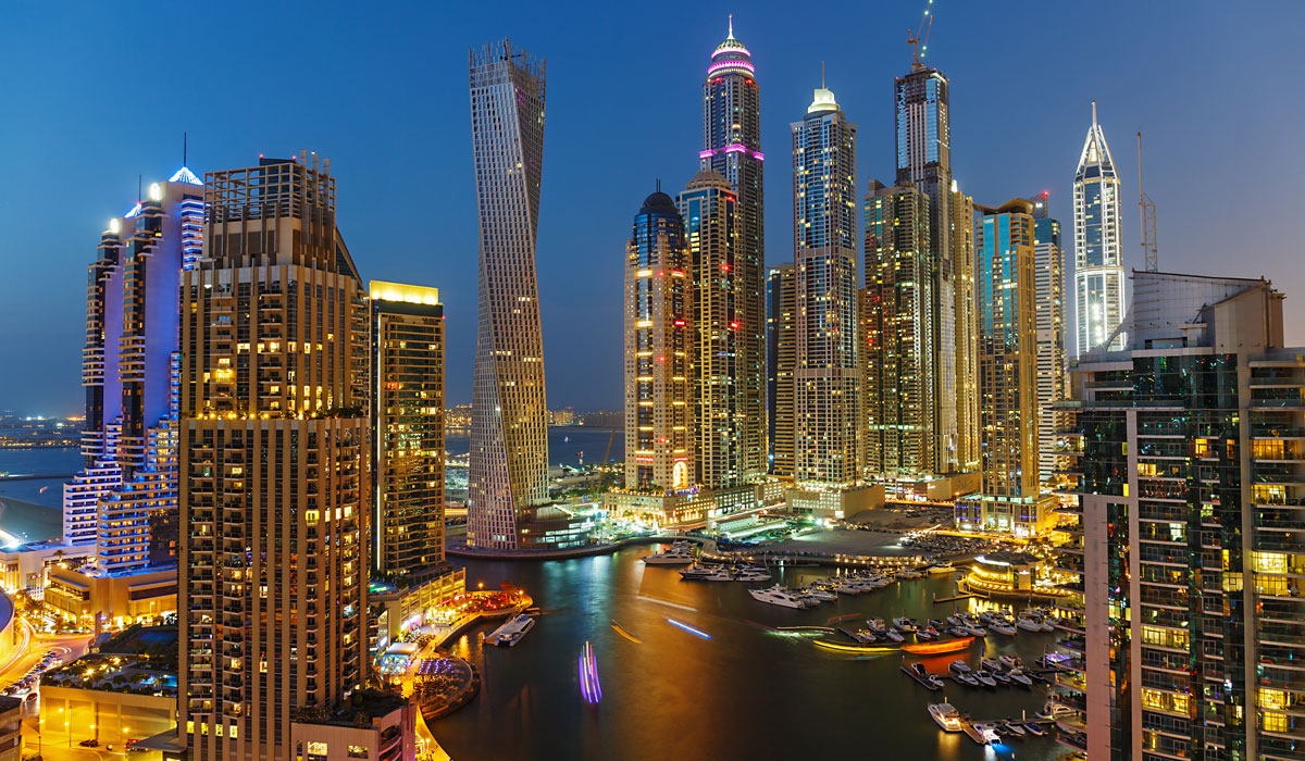 Dhow Dinner Cruise in Marina Canal with Live Entertainment